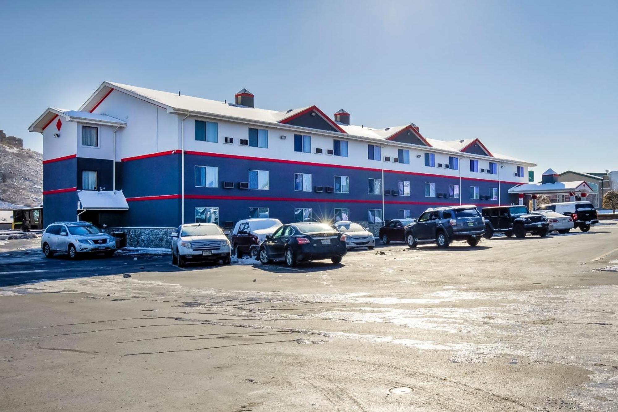 Oyo Hotel Castle Rock Co Downtown Exterior photo