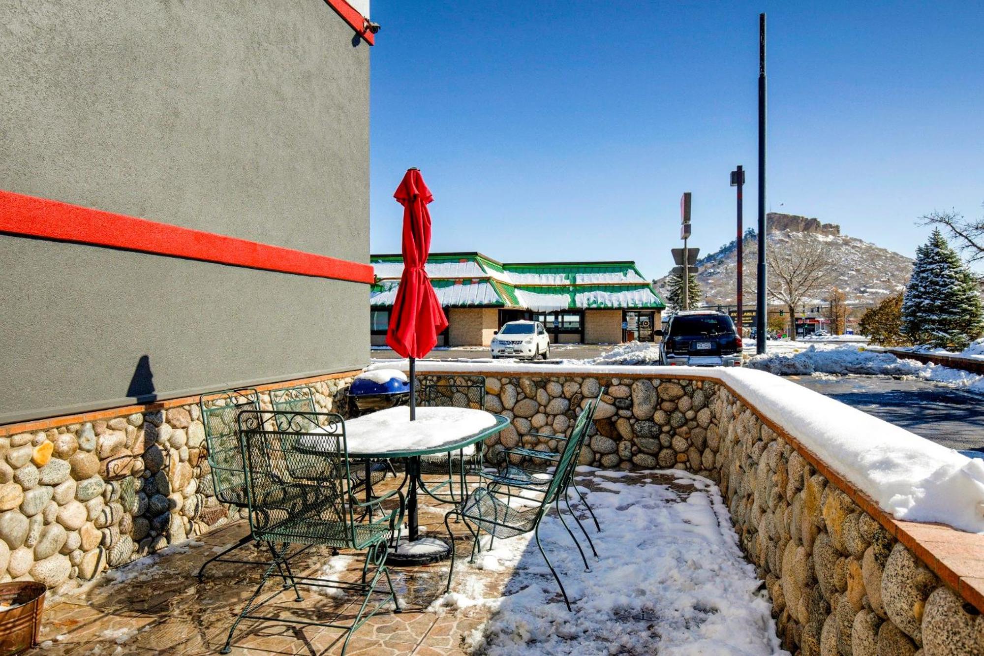 Oyo Hotel Castle Rock Co Downtown Exterior photo